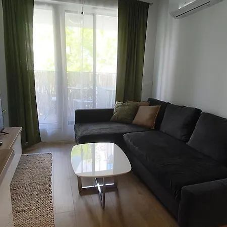 In The Old Town With Privat Parking Apartment